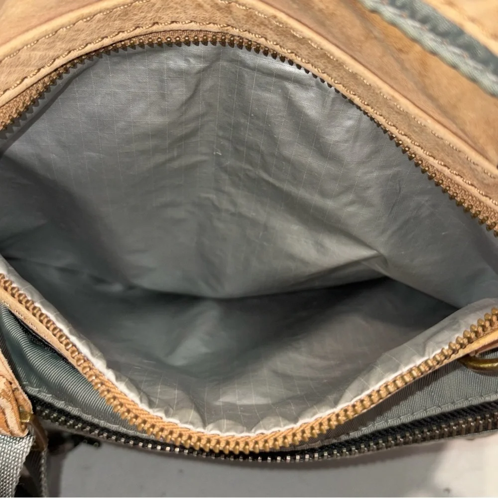 Vintage Diesel y2K Insulated Military Style Crossbody Bag unisex